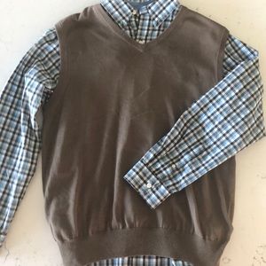 Chaps men’s button down shirt and vest